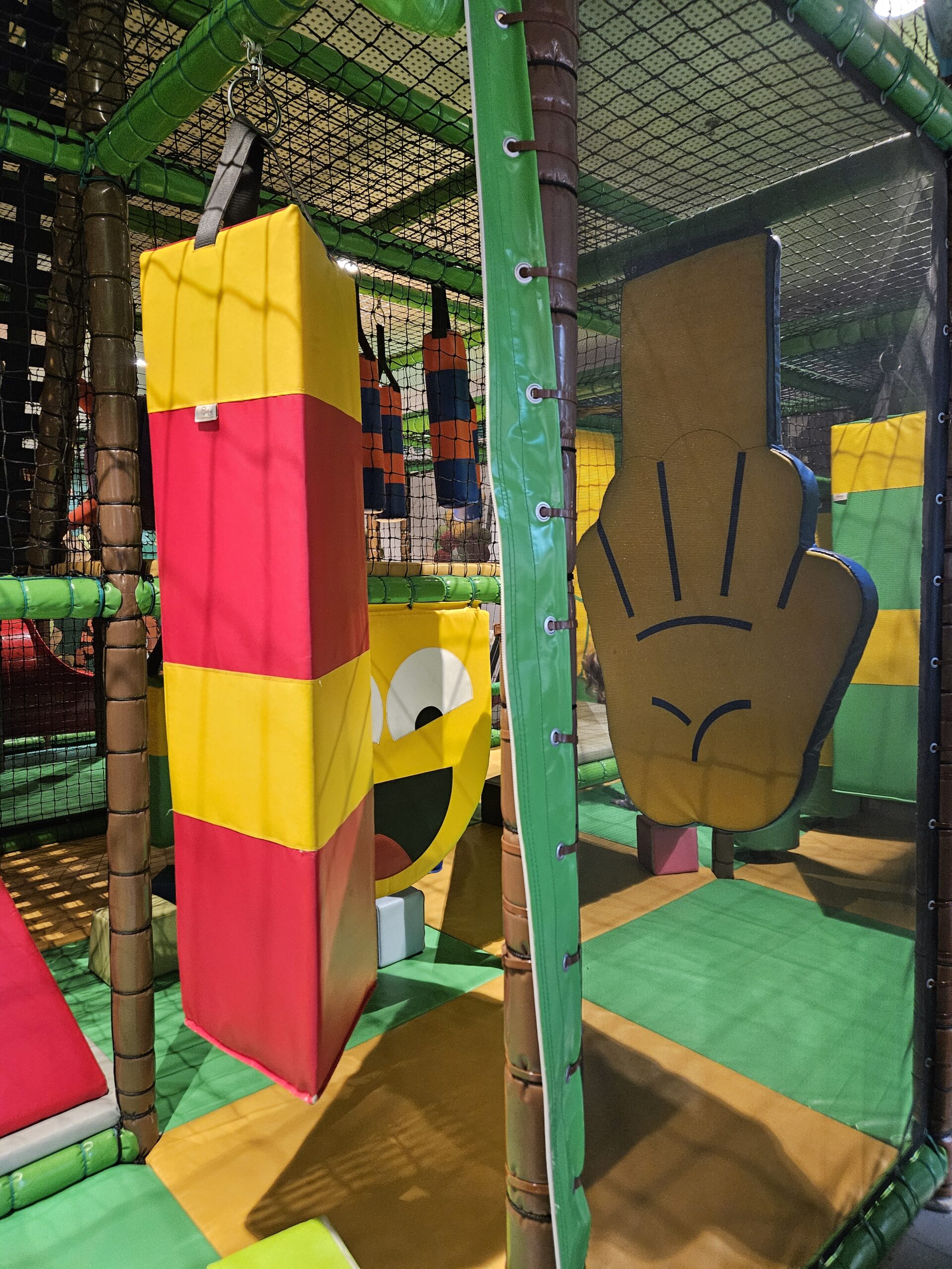 Autobahn Raststätten Spielplatz