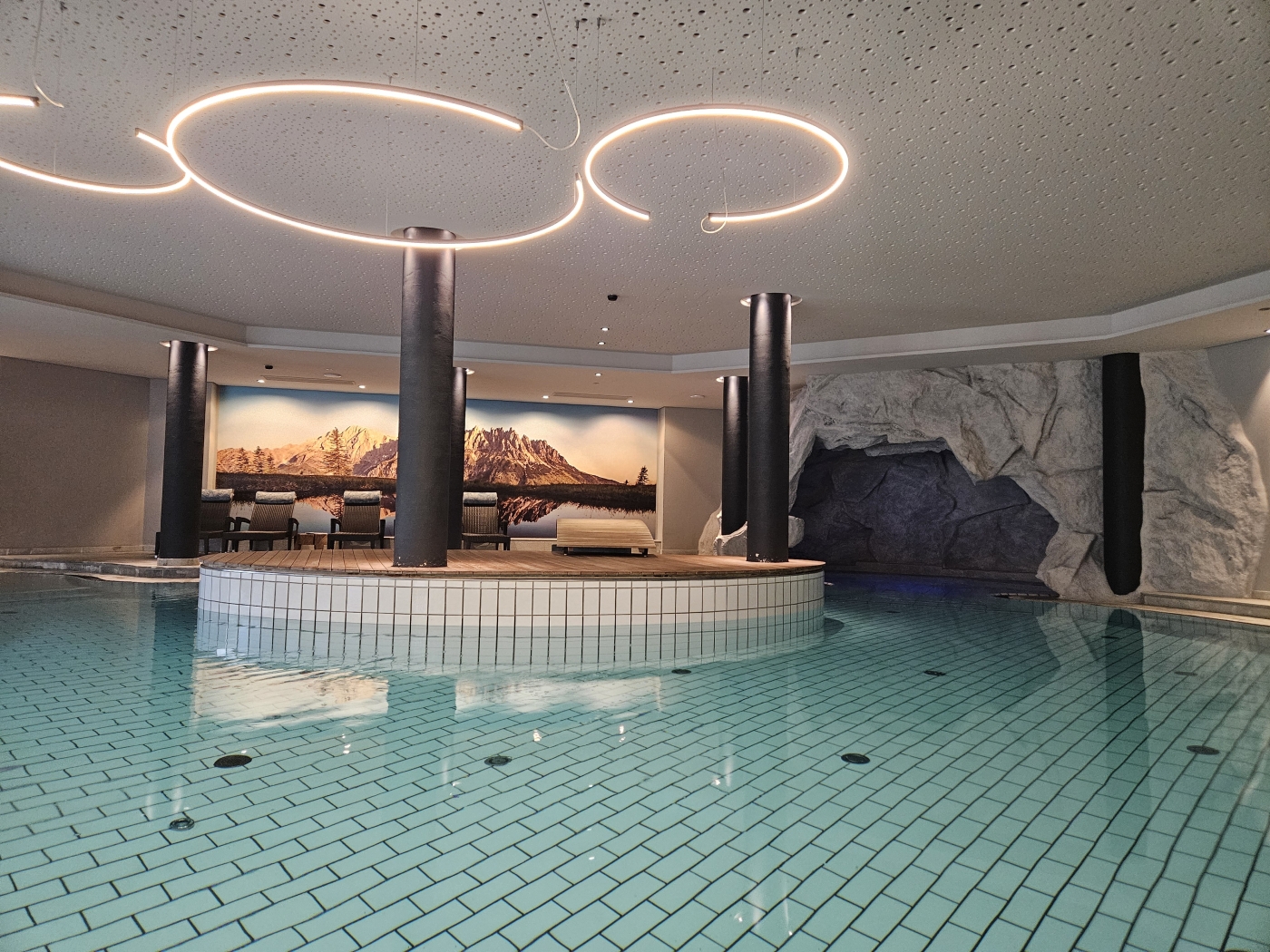 Indoorpool im Gut Brandlhof