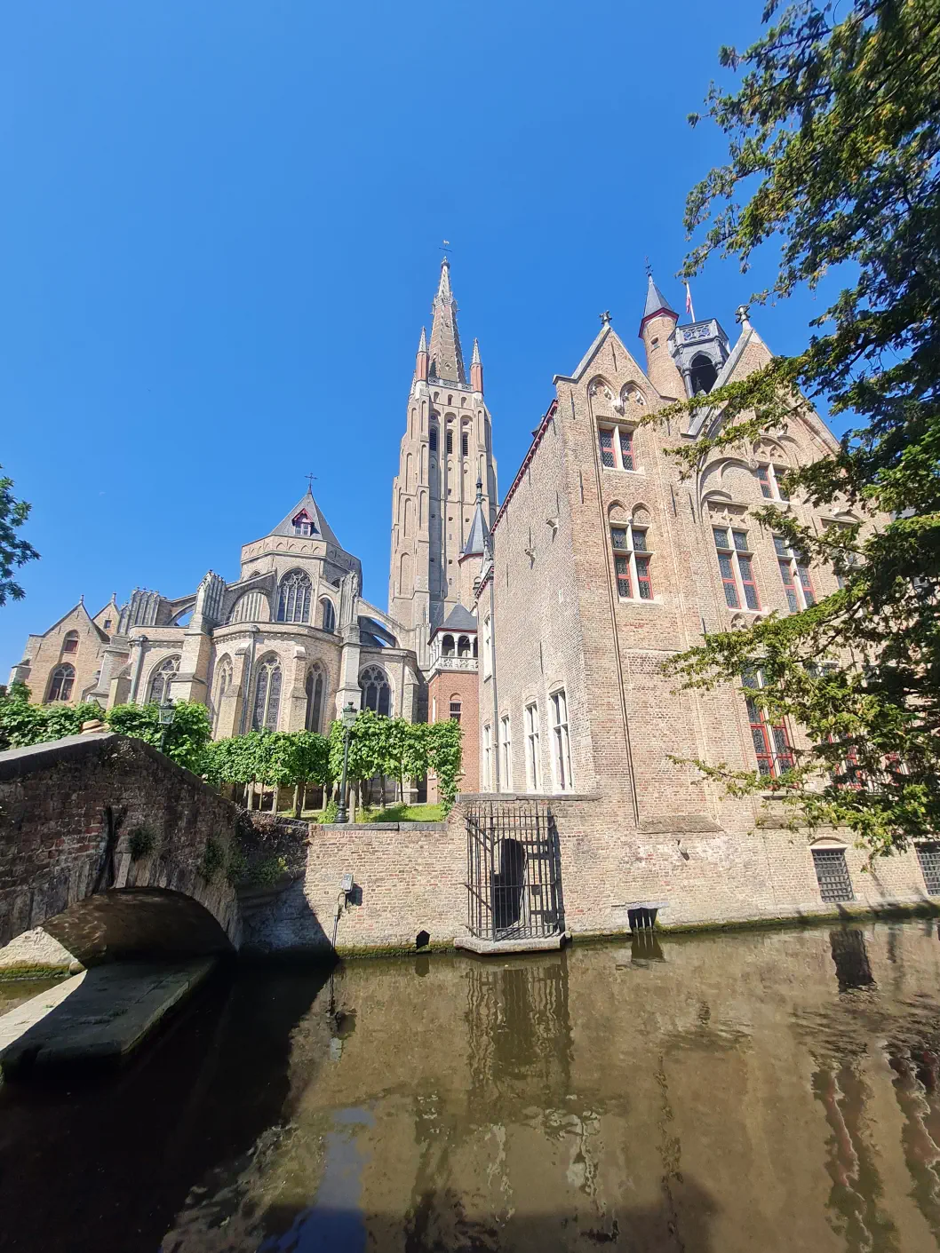 Brügge mit Kleinkind