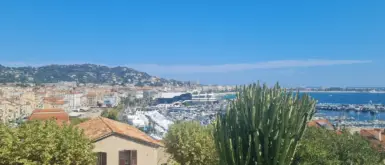 Cannes mit Kleinkind