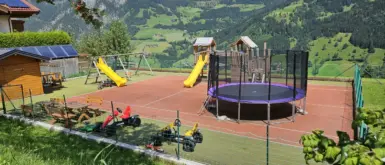 Großarltal mit Kleinkind