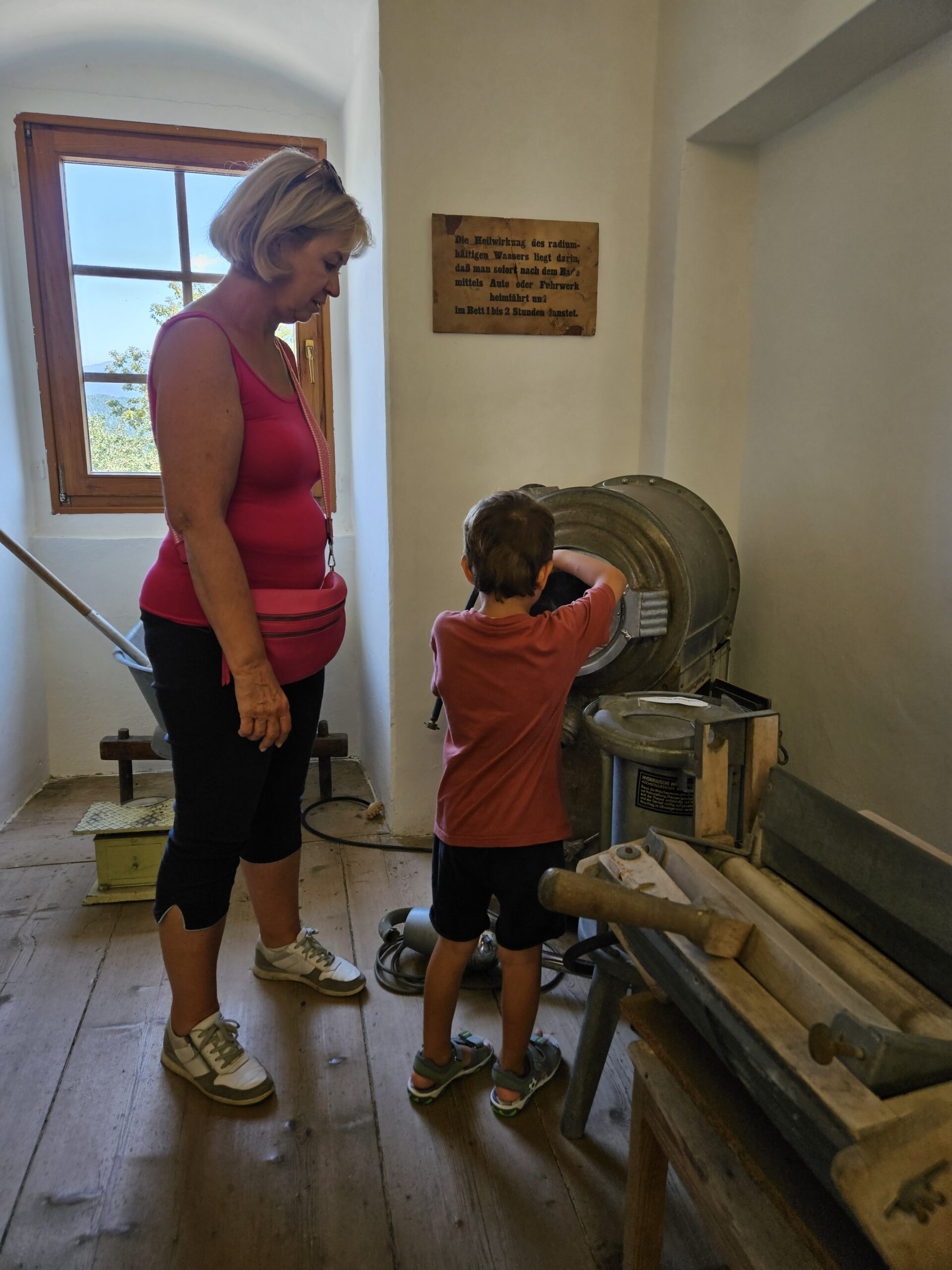 Kärntner Handwerksmuseum mit Kind