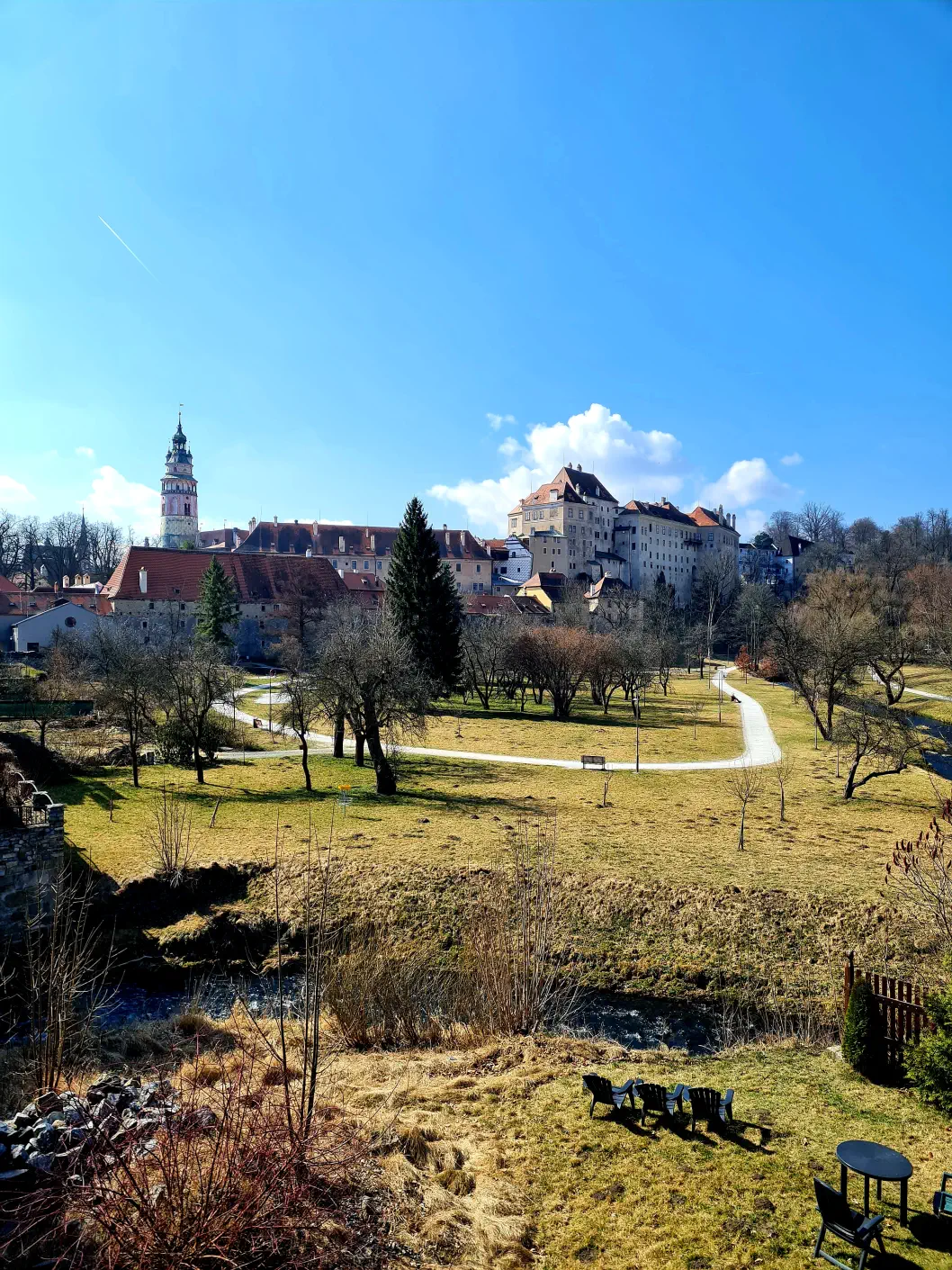 Vom Parkplatz sind es nur wenige Meter bis zum Eingang der Altstadt. Von hier aus gibt es schon einen tollen Ausblick!