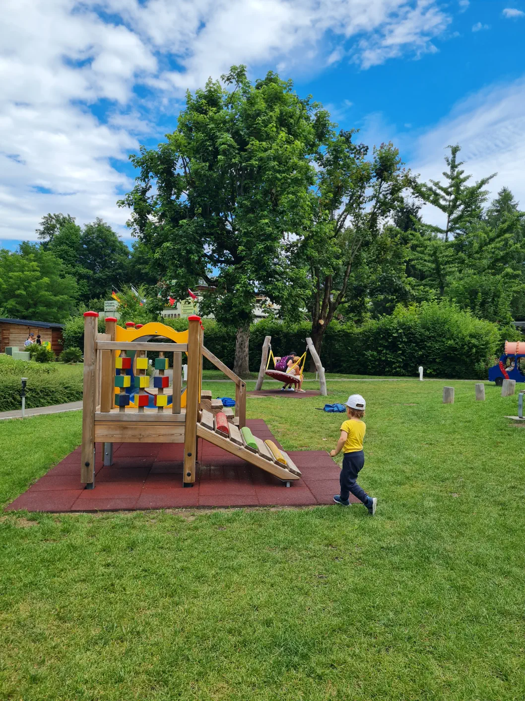 Klagenfurt Minimundus mit Kleinkind