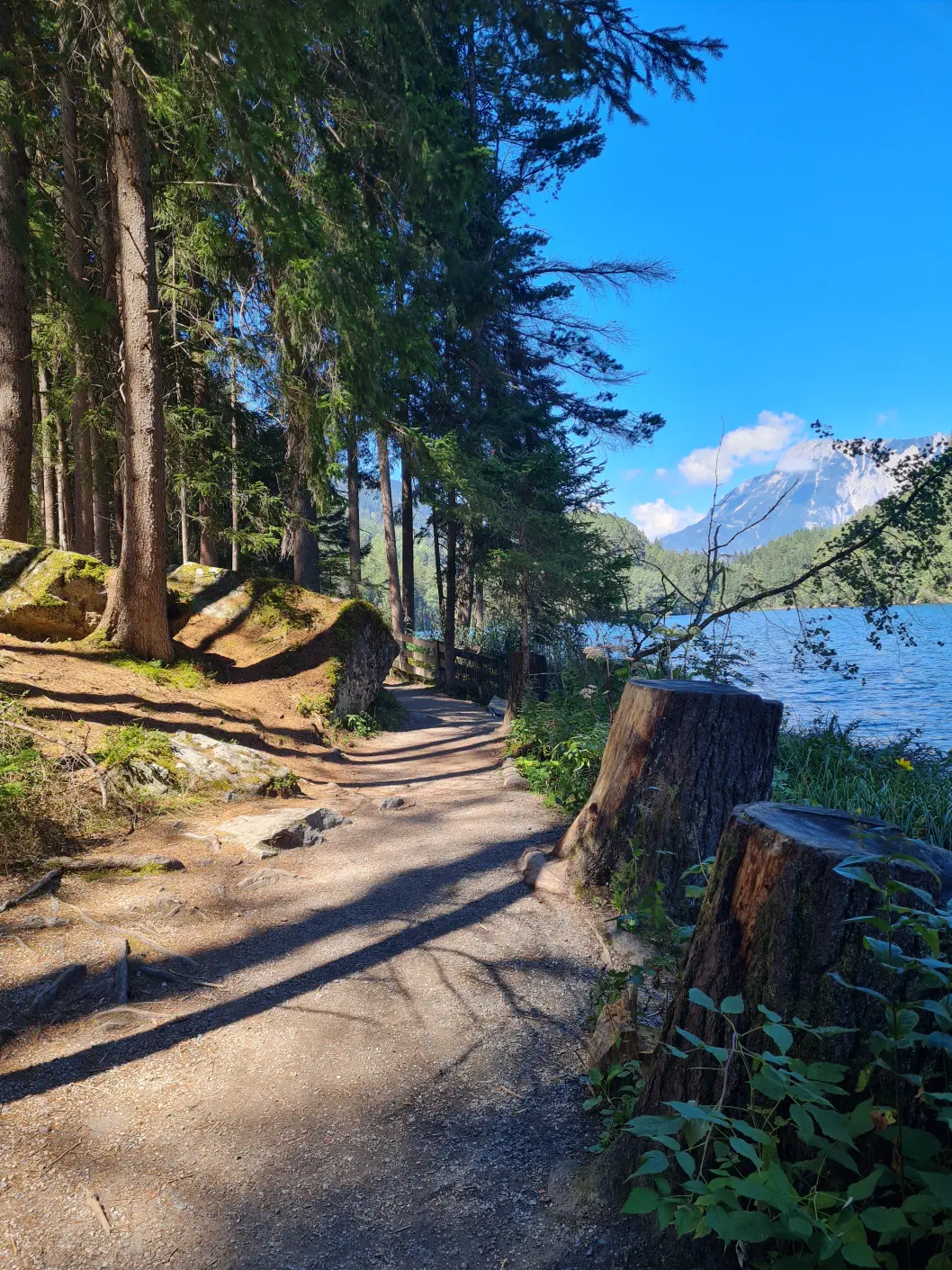 Piburger See mit Kinderwagen