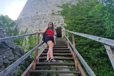 Burgruine Rauheneck Kind
