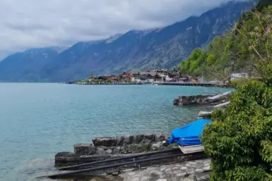 Brienzersee mit Kinderwagen