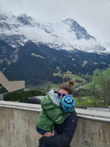 Grindelwald mit Kleinkind