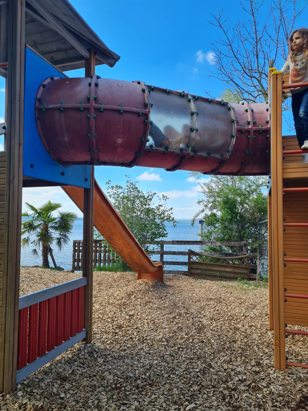 Sempachersee mit Kinderwagen