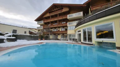 4* Superior Familienhotel mit Wellness in Seefeld