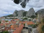 Omis mit Kleinkind