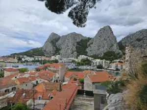 Omis mit Kleinkind