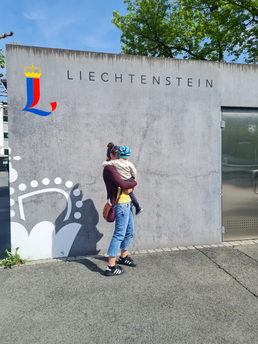 Vaduz mit Kleinkind